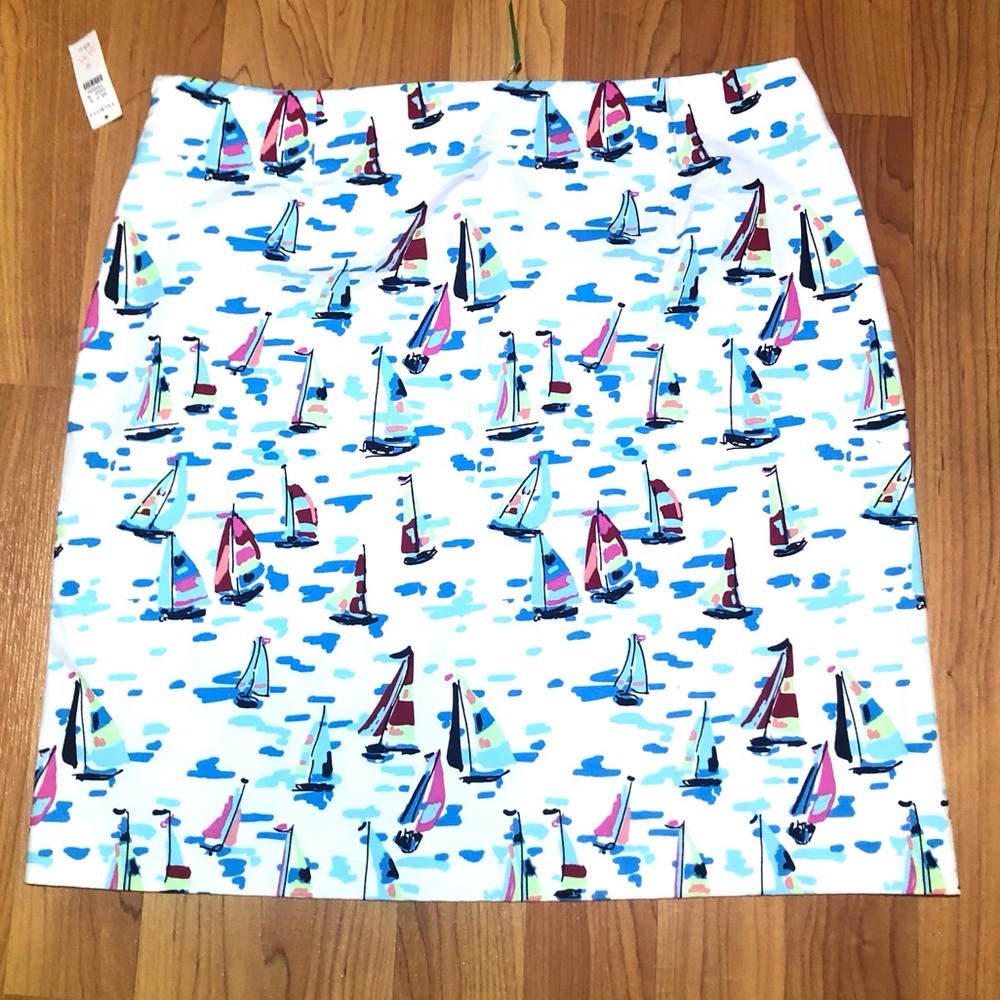NWT Talbots Sailboat Nautical Print Fitted Skirt.  Size 12